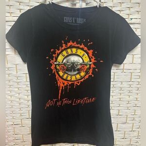Guns N Roses Not in This Lifetime tshirt juniors size L 2017 Tour black‎